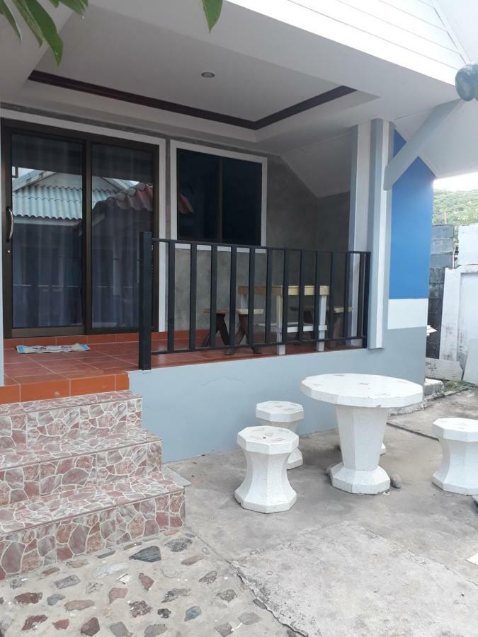 Apartamento Poopreaw Koh Larn Exterior foto