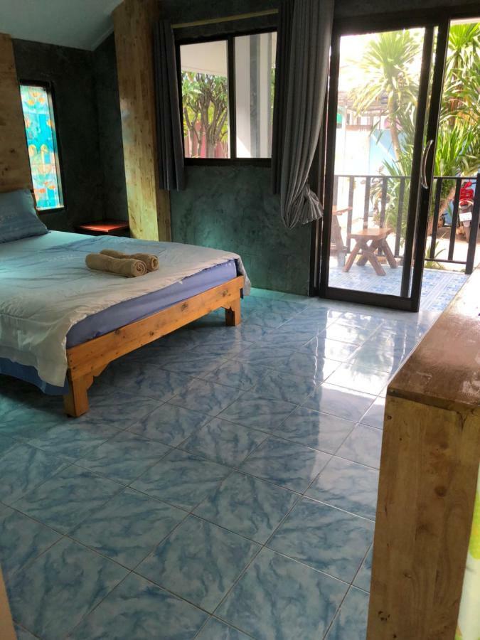 Apartamento Poopreaw Koh Larn Exterior foto